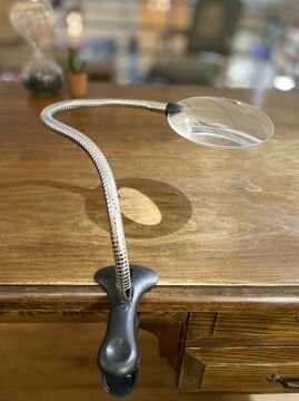 Vera Sanat 130 mm Akrobat Gövdeli Masa Büyüteci MG15122-1