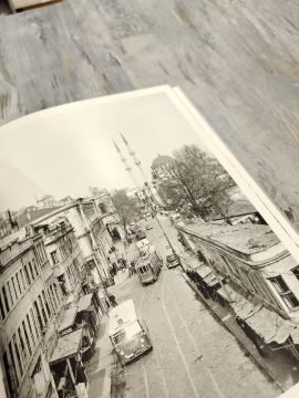 Ara Gülerin Gözünden İstanbul Tramvayları