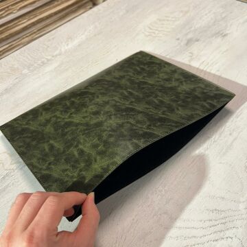 Yazı Altlığı Suni Deri Hazneli Haki Yeşil