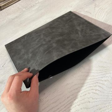 Yazı Altlığı Suni Deri Hazneli Gri